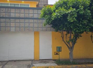 Casa de 3 habitaciones, Tlalnepantla de Baz · Casa en Venta en Jardines de Santa Mónica