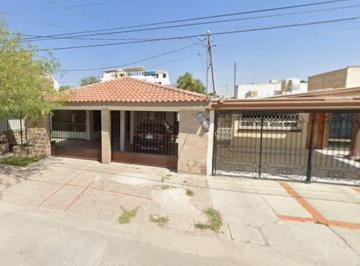 Casa de 3 habitaciones, Gómez Palacio · ¡Magnifica Oportunidad! Adquiere Esta Hermosa Propiedad Ubicada en Gomez Palacio Durango