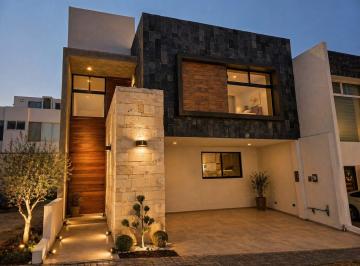 Casa en condominio de 3 habitaciones, San Andrés Cholula · Casa Nueva en Venta | Parque Campeche | 3 Rec. | Fraccionamiento con Alberca