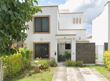 Casa de 3 habitaciones, Mérida · Venta de Hermosa y Espaciosa Casa en Merida, Yucatan!