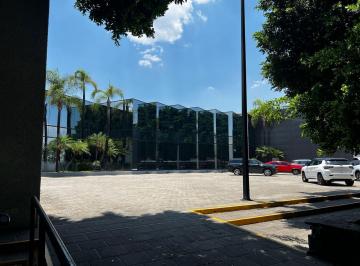 Local comercial · 836m² · Local en Renta en Av Vallarta, Col. Cd Granja, Zapopan, Jal.
