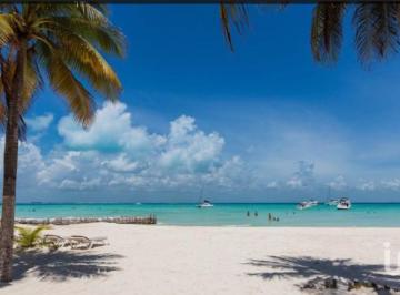 Casa · 100m² · 2 Recámaras · 1 Estacionamiento · Casa con 2 Recámaras en Venta en Isla Mujeres Quintana Roo