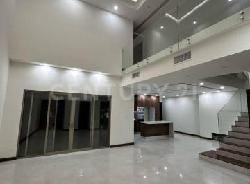 Casa · 272m² · 3 Recámaras · 2 Estacionamientos · Casa en Venta en Zona Reliz en Chihuahua