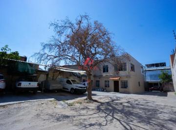 Casa de 3 habitaciones, Chapala · Casa en Venta, Chapala Centro (Ideal Para Inversión).