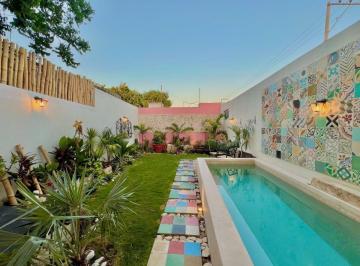 2981112fbfdcff2cca9d7716b4b07fbed969cccf62f2bd400447be24f11968b6 · En Venta Hermosa Casa en El Corazon del Centro de Mérida
