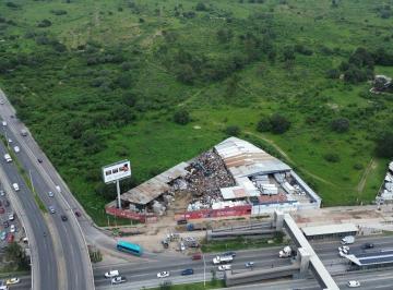Terreno / Lote · 90300m² · Terreno en Renta Sobre 8 de Juio y Periferico