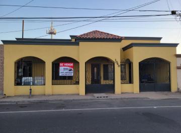 Casa de 4 habitaciones, Mexicali · Amplia Casa de 4 Recámaras en Venta - Col. Independencia, Mexicali