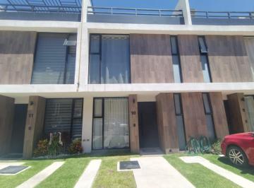 Casa · 140m² · 3 Recámaras · 2 Estacionamientos · Casa en Venta Encinos Residencial, Cuautlancingo Pue.
