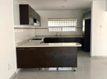 Casa de 3 habitaciones, Querétaro · Se Renta en Queretaro