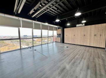 Oficina , Querétaro · Oficina de 85 m², 2 Privados, A/c, Blackouts, Gabinetes, Coffee Station, Luminarias. Amenidades Wtc