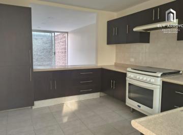 Casa de 3 habitaciones, Cuautlancingo · Casa en Venta en Fraccionamiento Privado | Excelente Ubicación en Cuautlancingo