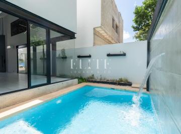 Casa · 310m² · 3 Recámaras · 3 Estacionamientos · Casa en Venta en Residencial Vía Cumbres de 3 Recamaras