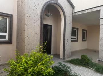 1 · Casa en Renta Al Norte de Saltillo con 2 Amplias Recamaras