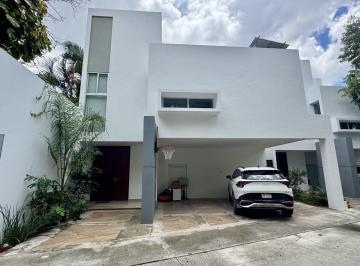 9f741b12cbc96774b932f41d251df21e97e34059c0176da3e160ddde3ec07134 · Se Renta Preciosa Casa en Condominio en San Ramón Norte con Páneles Solares