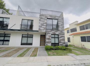 Casa · 199m² · 3 Recámaras · 2 Estacionamientos · Casa en Renta en San Mateo Atenco