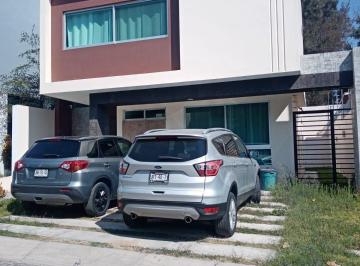 Casa de 2 habitaciones, Tlajomulco de Zúñiga · Casa en Renta Amueblada Casa Fuerte