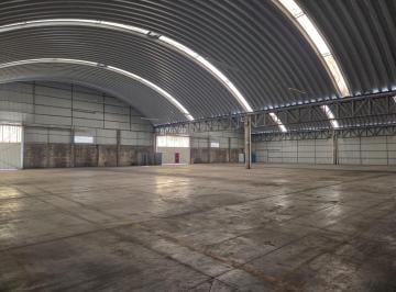 Nave industrial · 2000m² · 10 Estacionamientos · Nave Industrial - Industrial Resurrección
