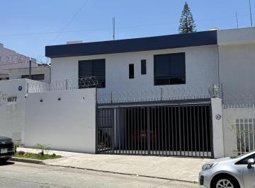 8361fc8f8c389bfd4790b85c4357231b12e6782f7d7214d1c1046eade5e4327f · Casa en Renta en Providencia Guadalajara