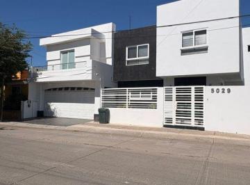 Casa en condominio · 390m² · 4 Recámaras · 4 Estacionamientos · Casa en Renta en Fracc. Las Palmas, Culiacan, Sinaloa