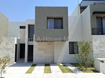Casa de 3 habitaciones, El Marqués · Zibatá Casa Minimalista con Recámara en Planta Baja y Amenidades Premium Go3010