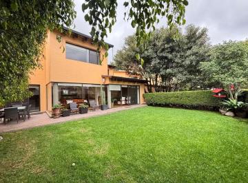 Casa en condominio · 450m² · 3 Recámaras · 4 Estacionamientos · Casa en Venta en Residencial Fresno, en Cuajimalpa de Morelos, Ciudad de Mexico