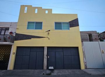 Casa de 3 habitaciones, Guadalajara · Bonita Casa en Venta