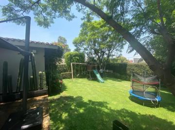 Casa · 280m² · 3 Recámaras · 3 Estacionamientos · Venta Casa en Lomas de Chapultepec