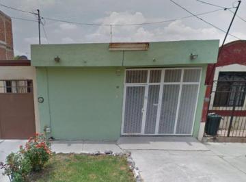 Casa de 2 habitaciones, Celaya · Haz Crecer Tu Patrimonio, Casa en Venta Col. Laureles, Celaya, Guanajuato