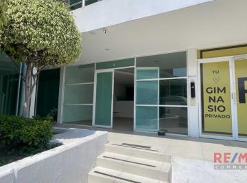 Local comercial · 60m² · 50 Estacionamientos · Local en Renta Planta Baja - (4)