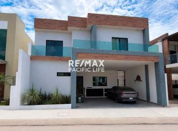 Casa · 252m² · 4 Recámaras · Casa en Renta en Altabrisa Residencial - (4)