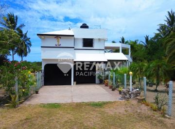 Casa · 224m² · 3 Recámaras · 2 Estacionamientos · Casa en Venta en La Tambora, Teacapán - (4)