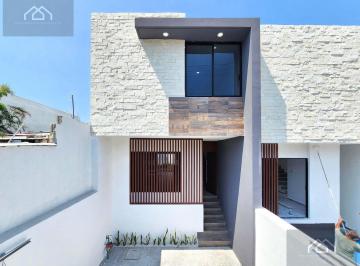 Casa · 150m² · 3 Recámaras · 2 Estacionamientos · Casa en Villa Rica