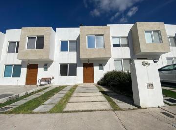 Casa · 131m² · 3 Recámaras · 2 Estacionamientos · Casa en Venta en Tres Cantos Residencial, Querétaro
