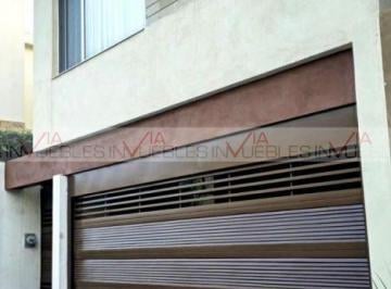 Casa · 173m² · 3 Recámaras · 2 Estacionamientos · Casa en Venta en Monterrey