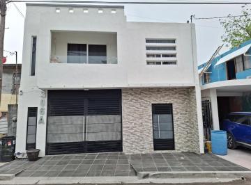 N/A · Casa en Venta en Provivienda, Guadalupe, Moderna con Amplios Espacios