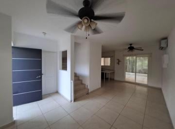 Casa de 3 habitaciones, Benito Juárez · Se Renta Casa en Jds4 Cerca de La Alberca, Mod. Tabachin 3 Rec 2.5 Baños Amplia Cocina y Patio Poste