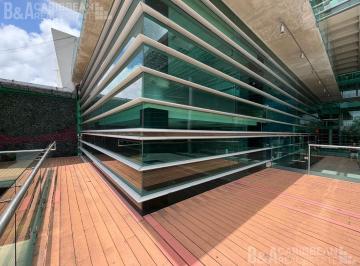 Local comercial · 308m² · 1 Estacionamiento · Local en Renta en Av Nichupte, Cancún