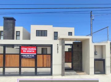 Casa de 3 habitaciones, Ensenada · Moderna Casa Nueva en Venta