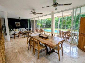 62104c6a5f16ba5a08ee95373a7c27959b022e99f03a24c9523257eee9e78107 · Casa en Venta Dentro de Club de Golf La Ceiba