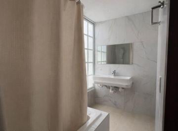Dúplex de 3 habitaciones, Solidaridad · Casa Remodelada a 2 Departamentos Muy Amplios.
