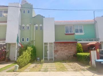 Casa en condominio de 3 habitaciones, Toluca · Venta Casa en Fracc Ahuehuetes