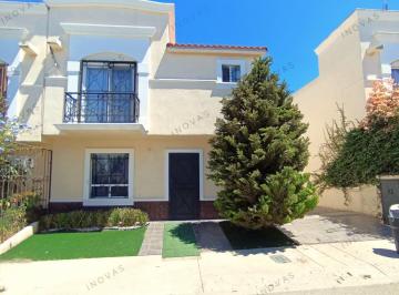 Casa de 3 habitaciones, Tijuana · Casa en Venta Verona Residencial Privada Muy Segura y de Buen Nivel
