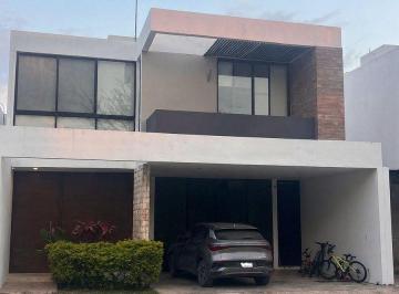 5ca01c3ddd4de12a4a64b31c0f3568fc62027c9120265c6db36ed5b28754b804 · Casa en Venta en Temozón Norte – Zona de Alta Plusvalía y Ubicación Privilegiada