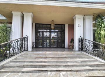 e2ffee84326e341dbe8fd7ba472188922238deab30766658d5f20f6bdceebd18 · Magnifica Casa en Venta en Merida