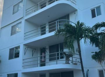 Departamento · 98m² · 2 Recámaras · 2 Estacionamientos · Amplio Departamento Av Huayacan