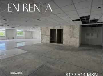 Local comercial · 355m² · 4 Estacionamientos · Local #16 m de 355 m² en Renta en Plaza Nayandei - Cancún