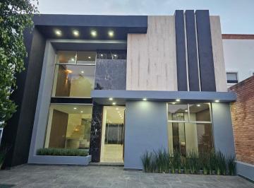 Casa en condominio de 4 habitaciones, Morelia · Casa en Venta Morelia Fraccionamiento Altozano