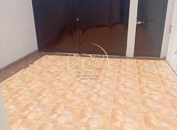 Casa · 96m² · 2 Recámaras · 1 Estacionamiento · Casa Amueblada en Renta Fracc Tahi Celaya Cerca de Insustrial