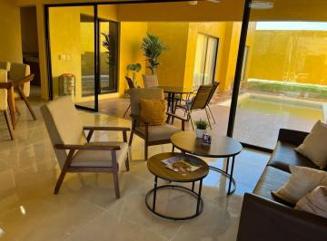 Casa · 170m² · 2 Recámaras · 2 Estacionamientos · Casa en Renta, Norte de Mérida, Yucatán. Casa Amueblada