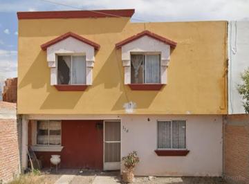 Casa de 4 habitaciones, Durango · Venta de Casa en Durango Col La Luz